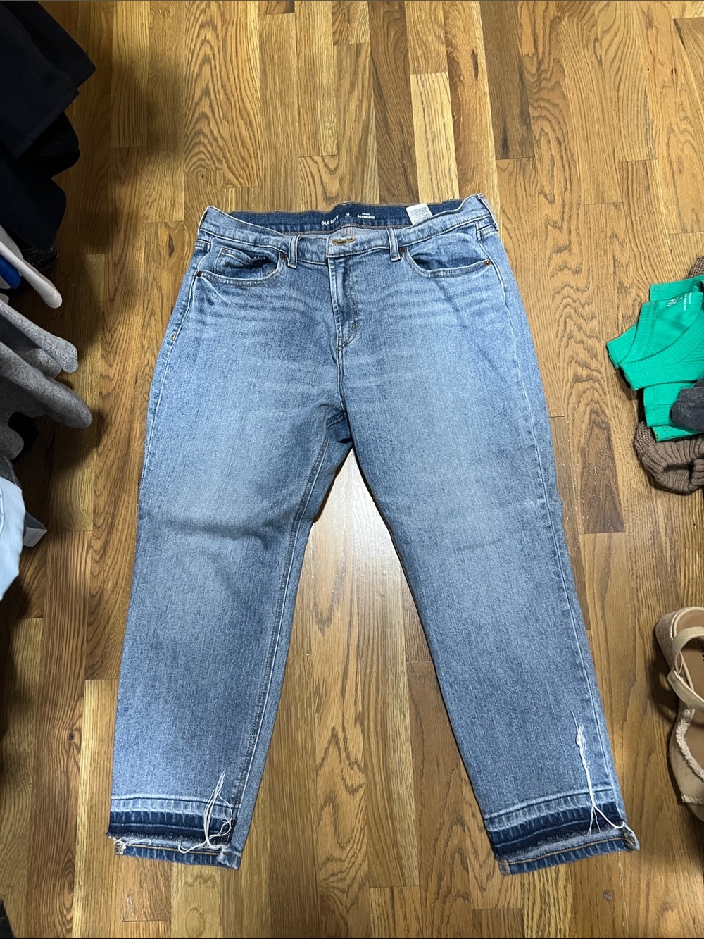 Old Navy Light Blue Boyfriend Jeans with Ankle Fray